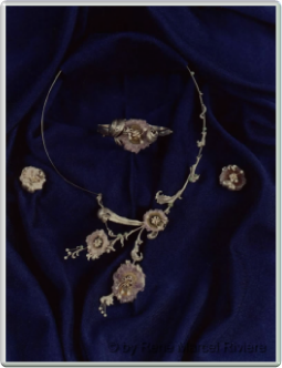 Unikat, Getrieben in Weissgold, Amethystdrusen, Perlen